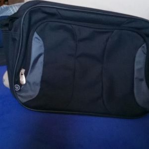 Laptop bag